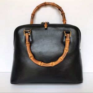 GUCCI • bamboo vintage leather handbag